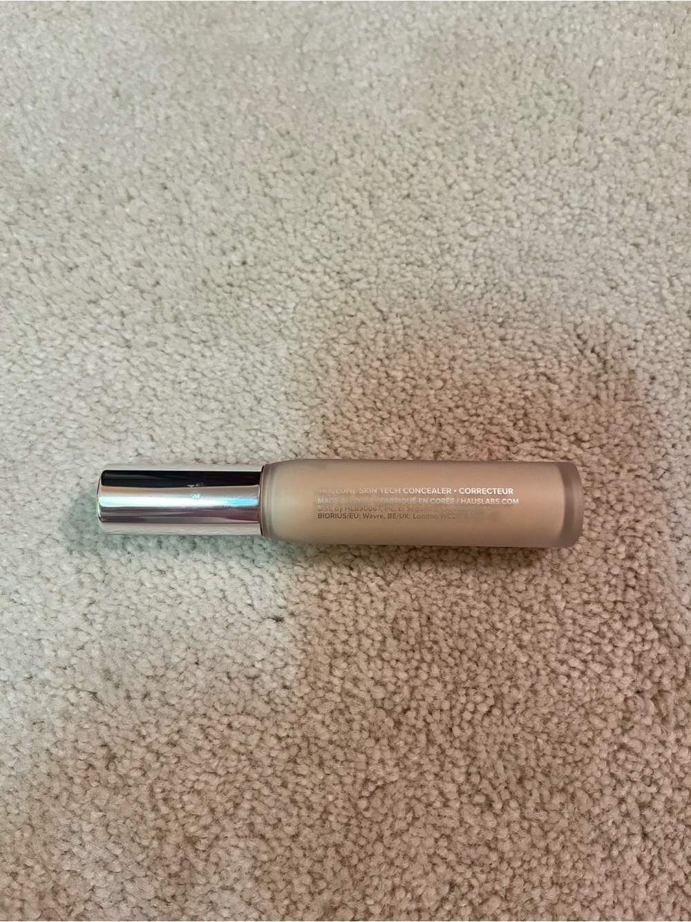 HAUS LABS Triclone Skin Tech Concealer - 02 Fair Golden - Picture 2 of 3